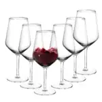 Szklanki do wina, eleganckie kieliszki na degustację trunków, kryształowe szkło na imprezę, wykwintne naczynia do prezentacji alkoholi, dekoracyjne szkło do domu i restauracji.