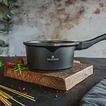 Valdinox garnek ceramiczny do gotowania i pieczenia, czarny, na stół kuchenny, domowy wystrój.