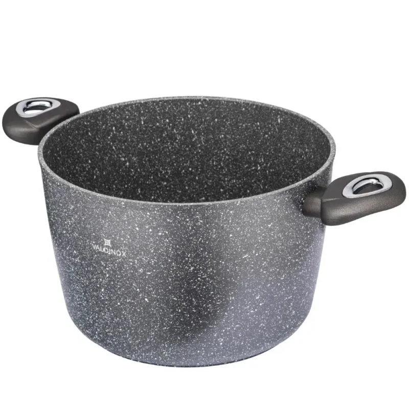 Koszyk do gotowania na parze z powłoką non-stick, czarny z białymi kropeczkami, idealny do zdrowego gotowania, wysokiej jakości sprzęt kuchenny domowy zakątek.