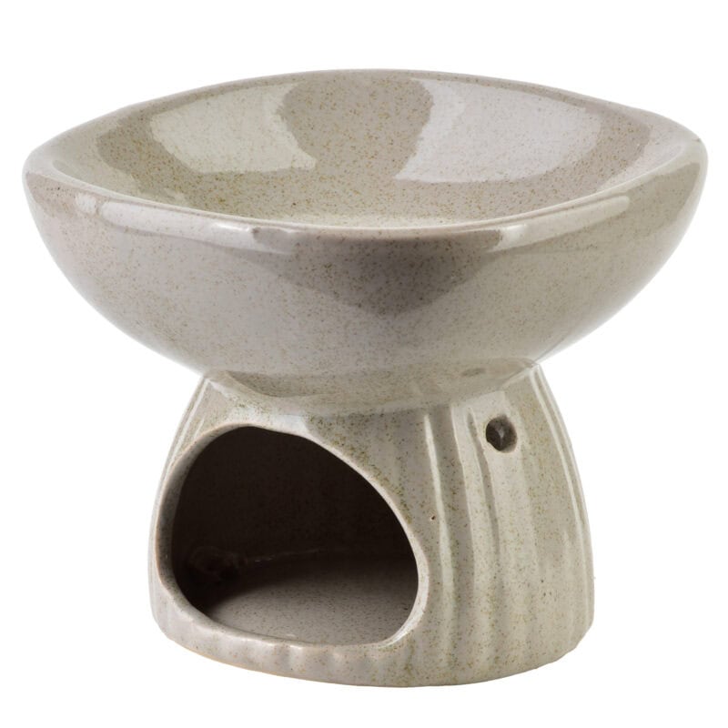 Płyn do aromaterapii w kominku ceramicznym, zapach relaksu, relaksujący aromat, zapach spa, ozdoba do domu, aromaterapia, relaks, domowa przestrzeń, naturalne zapachy, dekoracja wnętrz.