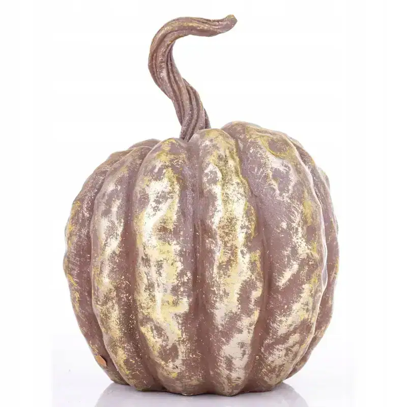 Guzik dekoracyjny dynia w odcieniach fioletu i złota, ręcznie malowany, idealny do aranżacji sezonowych i świątecznych, dekoracja na Halloween i Boże Narodzenie, oryginalny element wystroju domu.