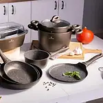 WIELOFUNKCYJNE PATELNIE I GARNKI Z POWŁOKĄ CERAMICZNĄ, KOMPLET DO GOTOWANIA I PIEKARNIA W DOMOWYM ZAKĄTKU.