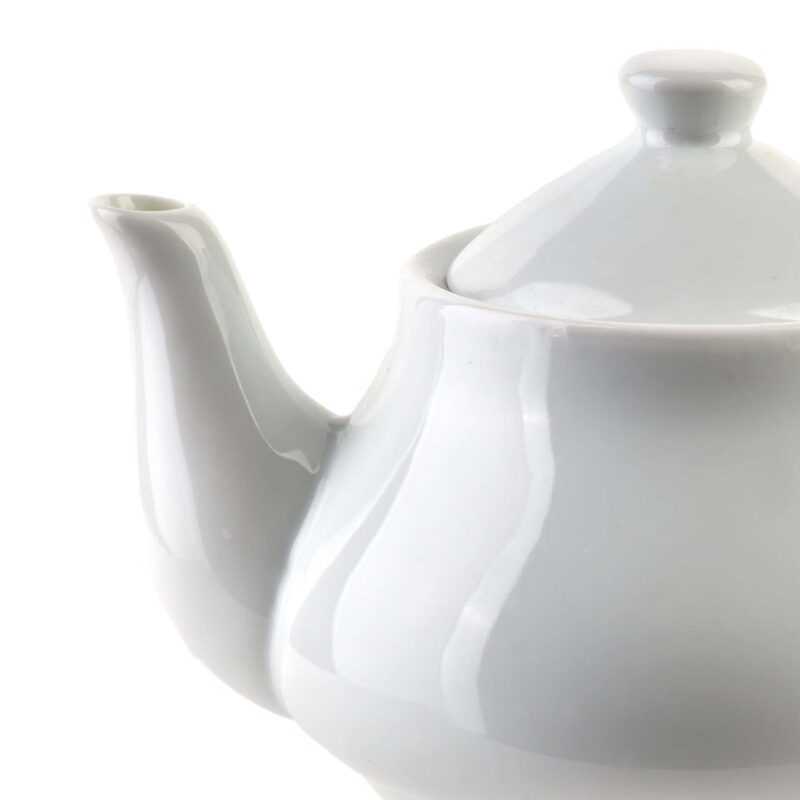 Biała porcelanowa czajnik z zakrętką, domowy akcesorium do herbaty, elegancki czajnik na herbatę, dekoracyjny kubek z wykończeniem porcelanowym, stylowe elementy do kuchni domowego zacisza.