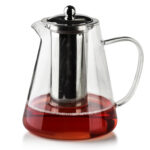 Przygotowana czarka do parzenia herbaty i yerba mate z filtracją, idealna na codzienne chwile relaksu.