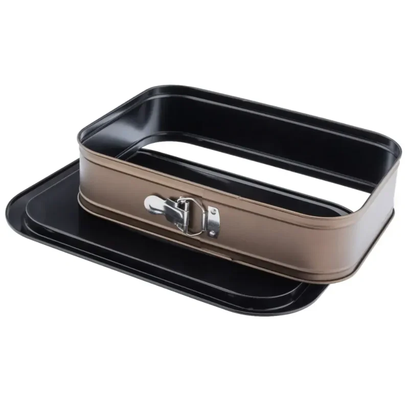 Solidne foremki do pieczenia w zestawie z pokrywką, idealne do wypieków i przygotowywania dań na co dzień. Ergonomiczny design i wysokiej jakości materiały gwarantują trwałość i komfort użytkowania.